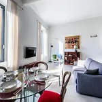 Boccadasse Chic Urban Retreat